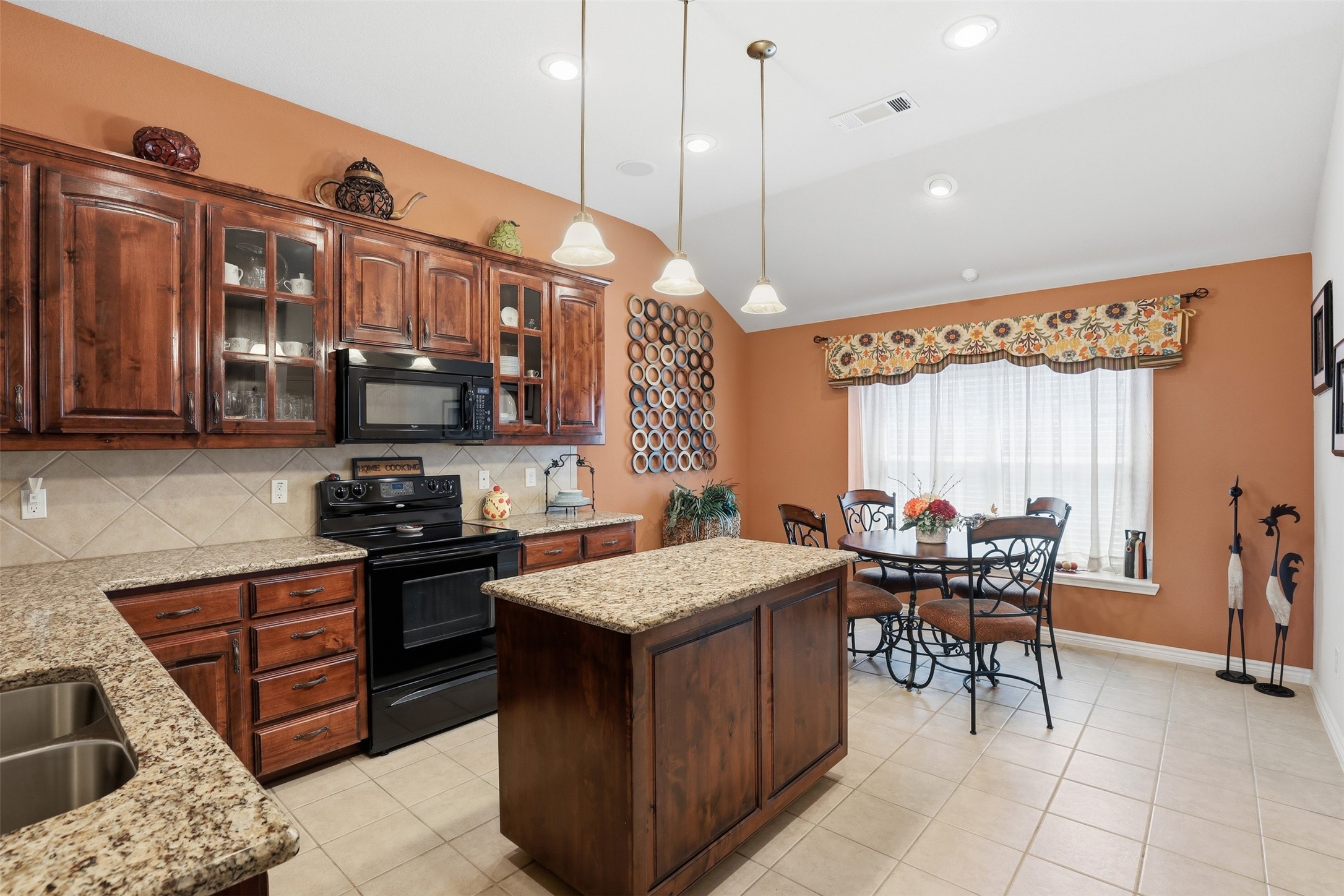 436 Millbrook Lane Fort Worth TX 76036