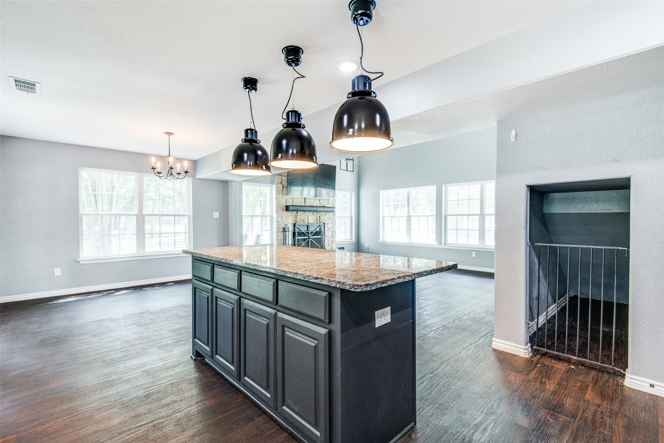 200 Lakeside Drive West Tawakoni TX 75474