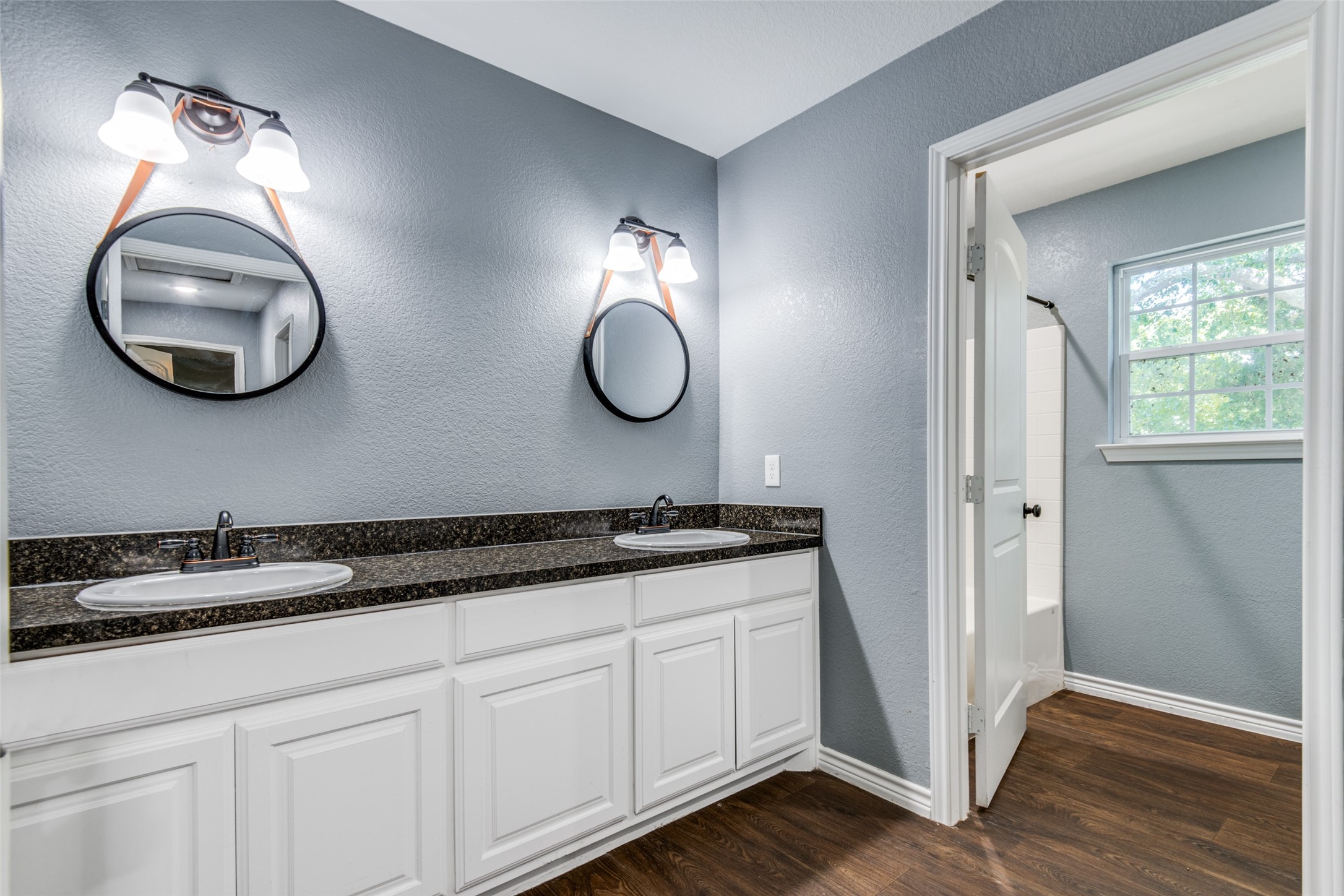 200 Lakeside Drive West Tawakoni TX 75474