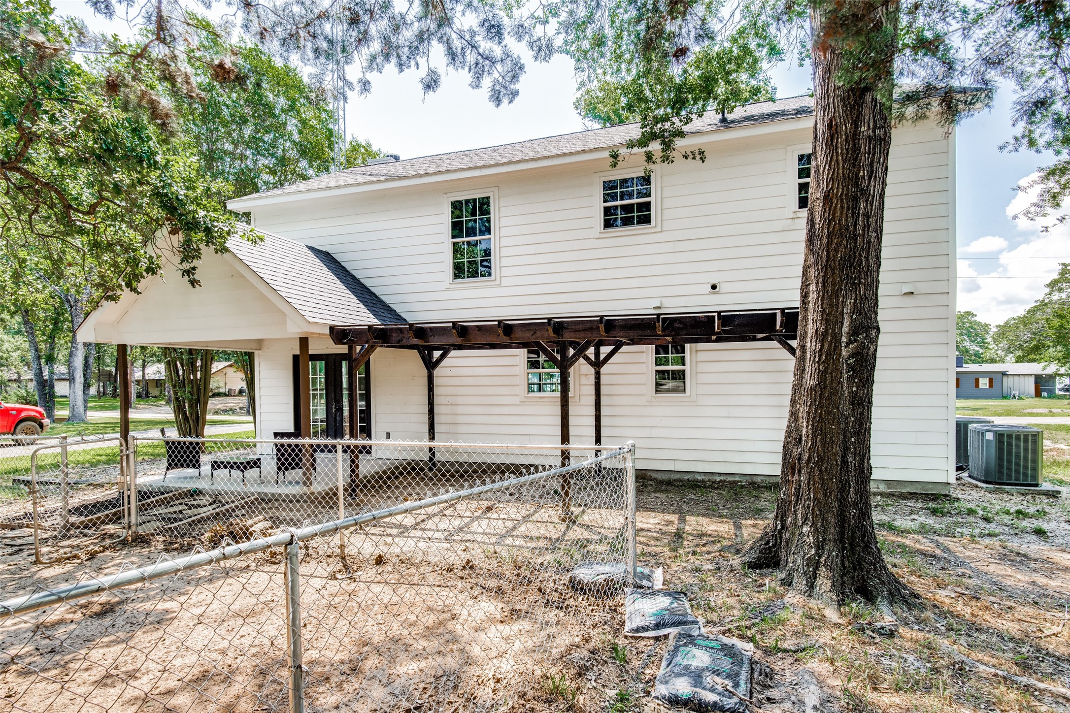 200 Lakeside Drive West Tawakoni TX 75474