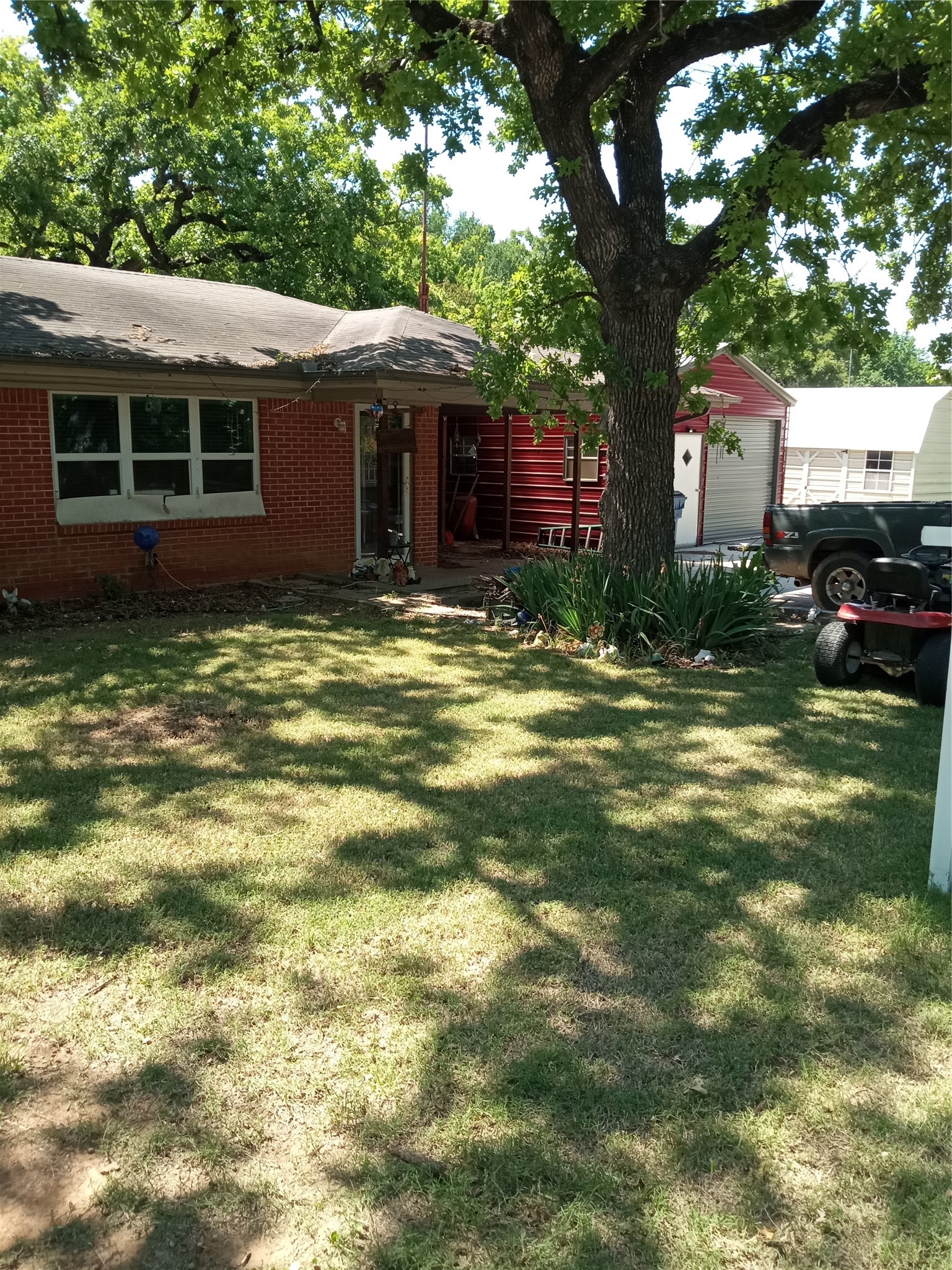 1005 Gary Street Bridgeport TX 76426