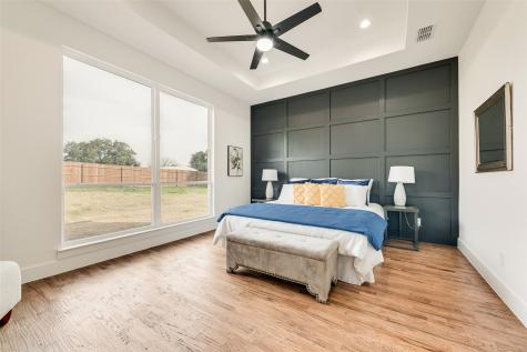 539 W Laureland Road Dallas TX 75232