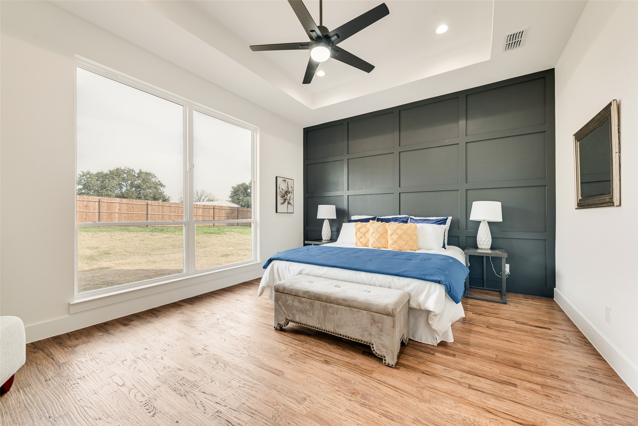 539 W Laureland Road Dallas TX 75232