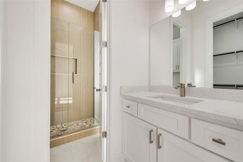 539 W Laureland Road Dallas TX 75232