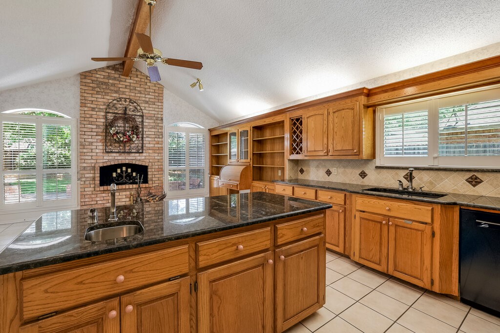 5125 Conchos Trail Arlington TX 76017