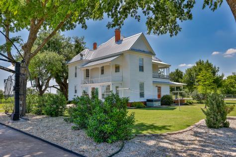 5217 W Fm 922 Valley View TX 76272