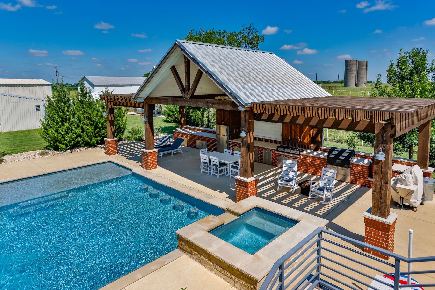 5217 W Fm 922 Valley View TX 76272