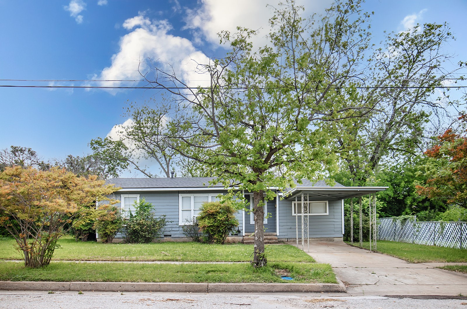 1928 S Walnut Street Brady TX 76825