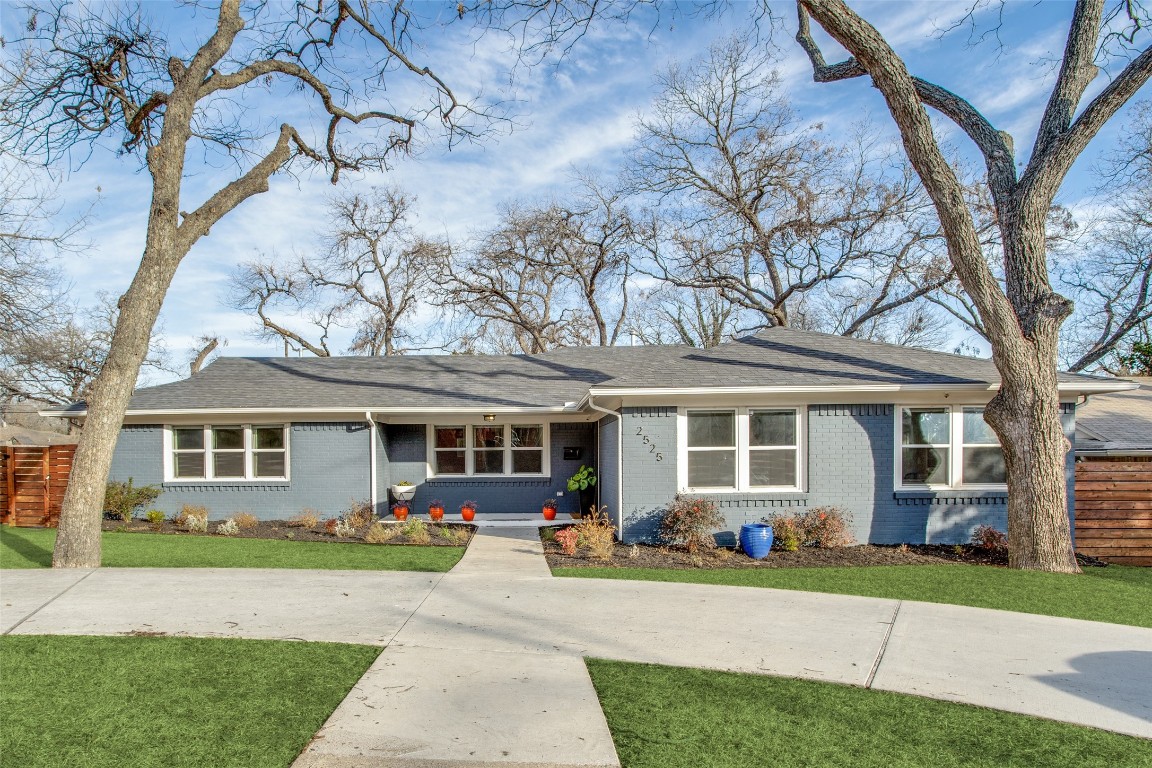2525 W Kiest Boulevard Dallas TX 75233