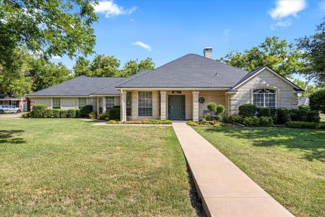 6101 Bontura Court Granbury TX 76049