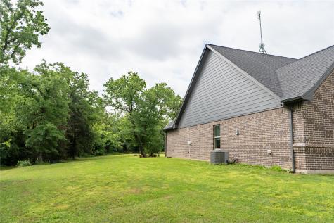 160 Oakwood Hills Drive Paradise TX 76073