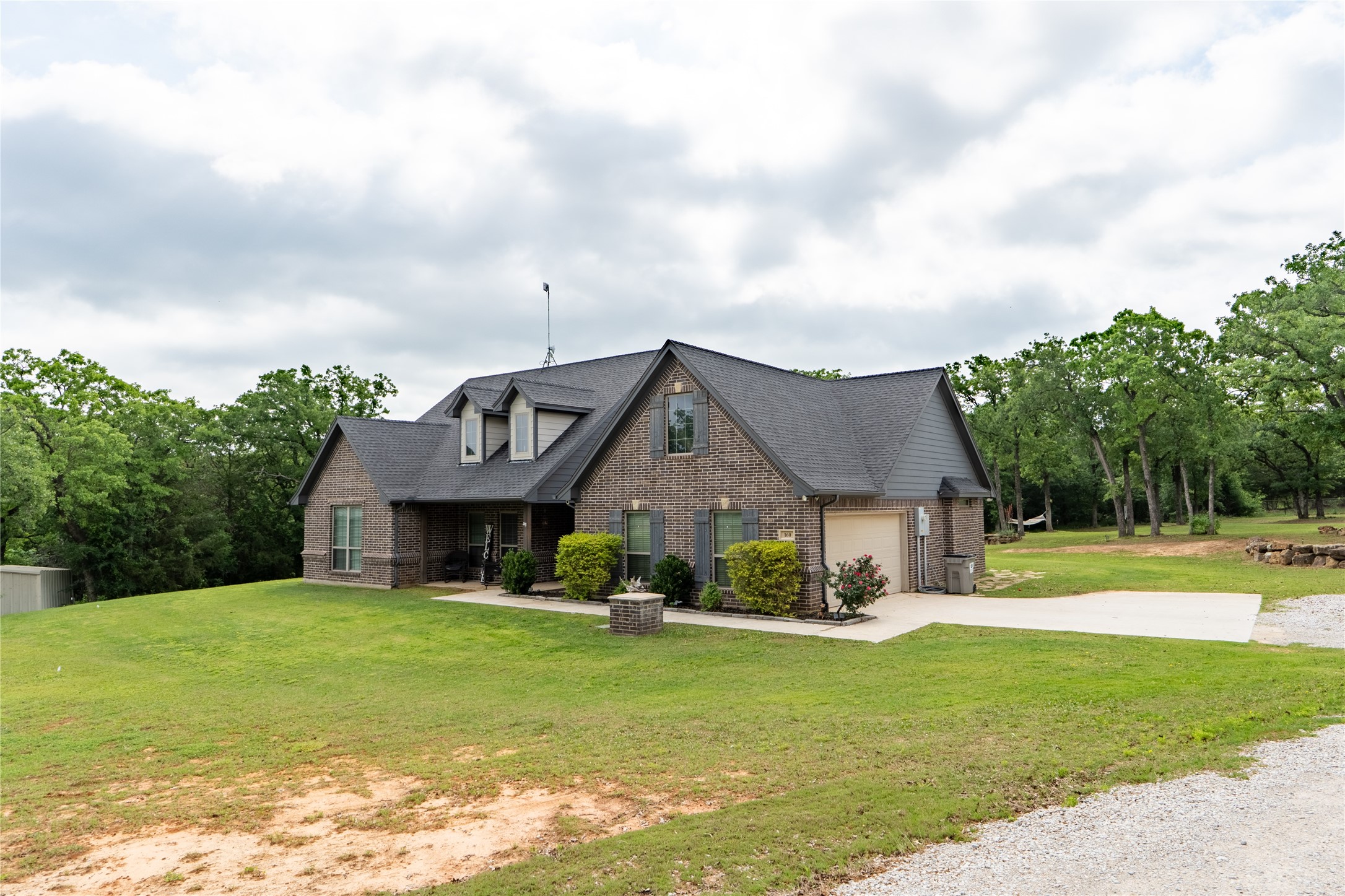 160 Oakwood Hills Drive Paradise TX 76073