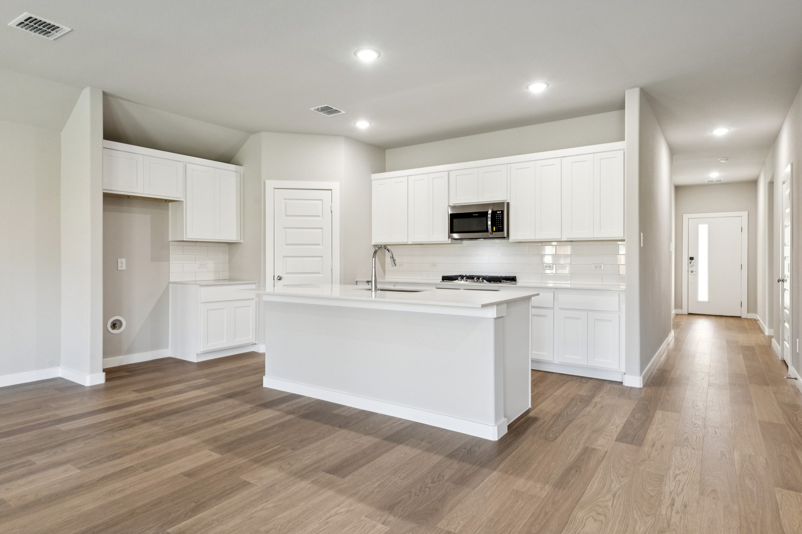 753 Lyft Lane Aledo TX 76008