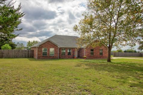 5711 County Road 2754 Farmersville TX 75442