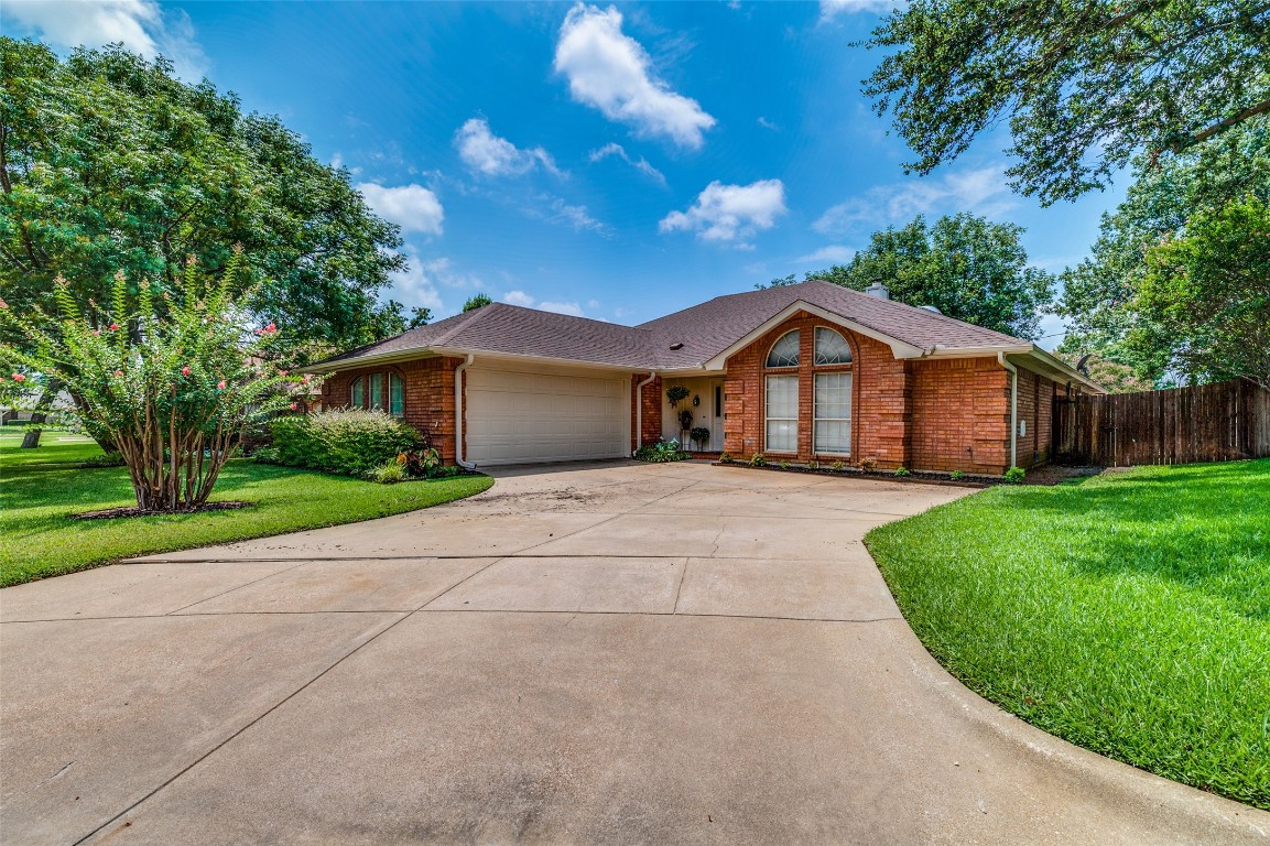 2708 Serenade Court Arlington TX 76015