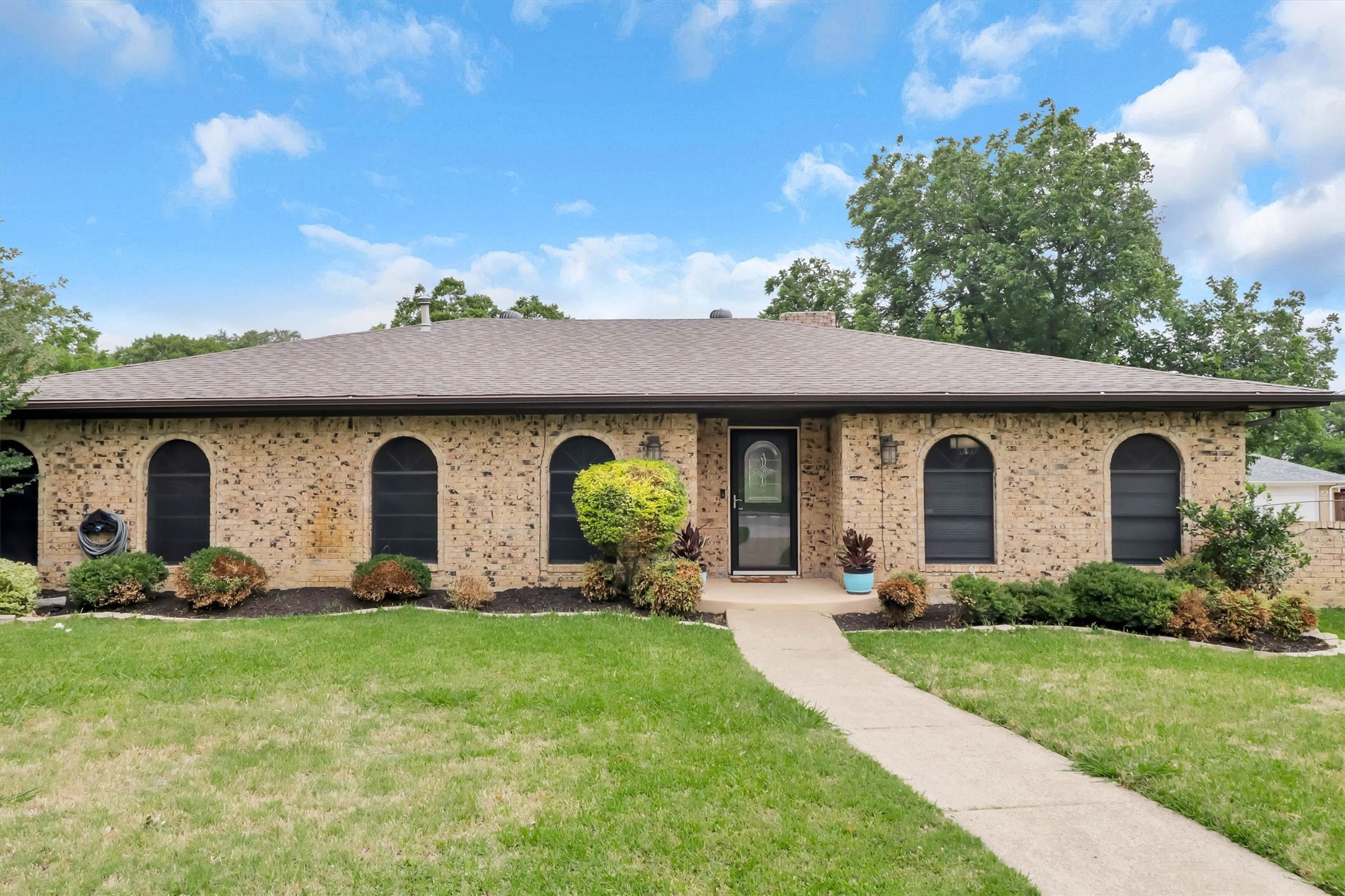 1414 British Boulevard Grand Prairie TX 75050