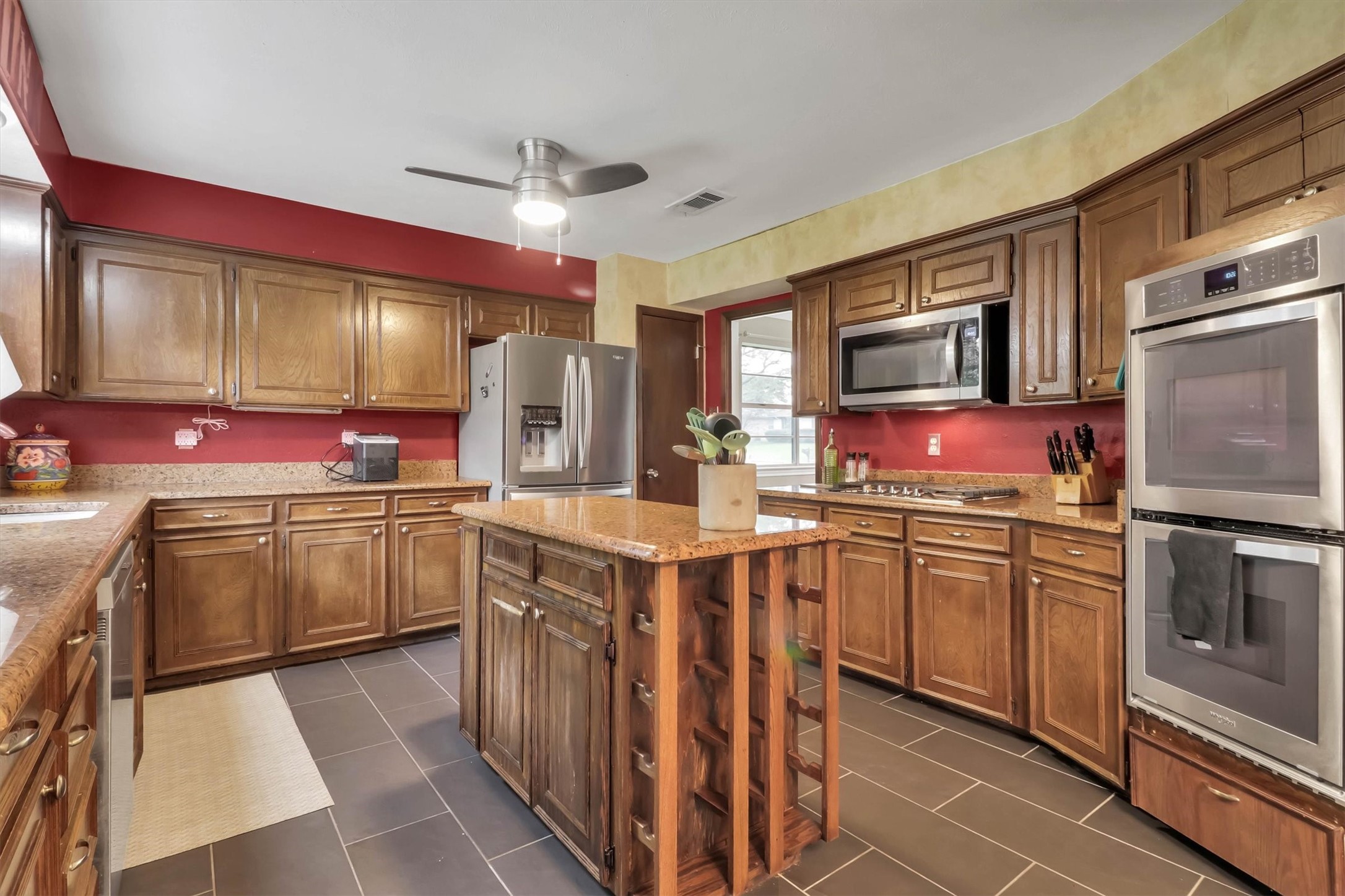 1414 British Boulevard Grand Prairie TX 75050
