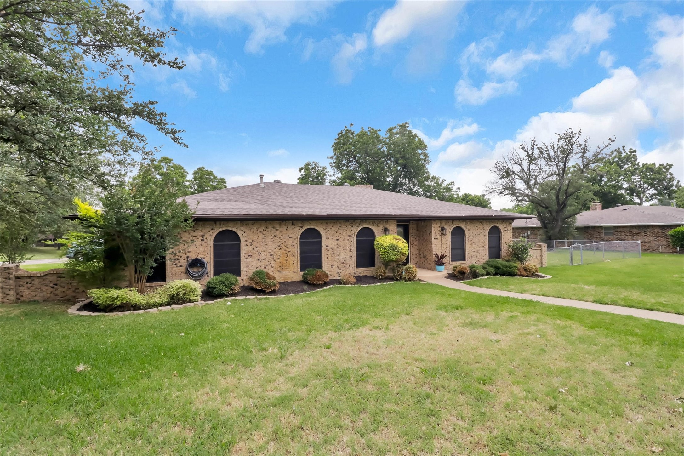 1414 British Boulevard Grand Prairie TX 75050