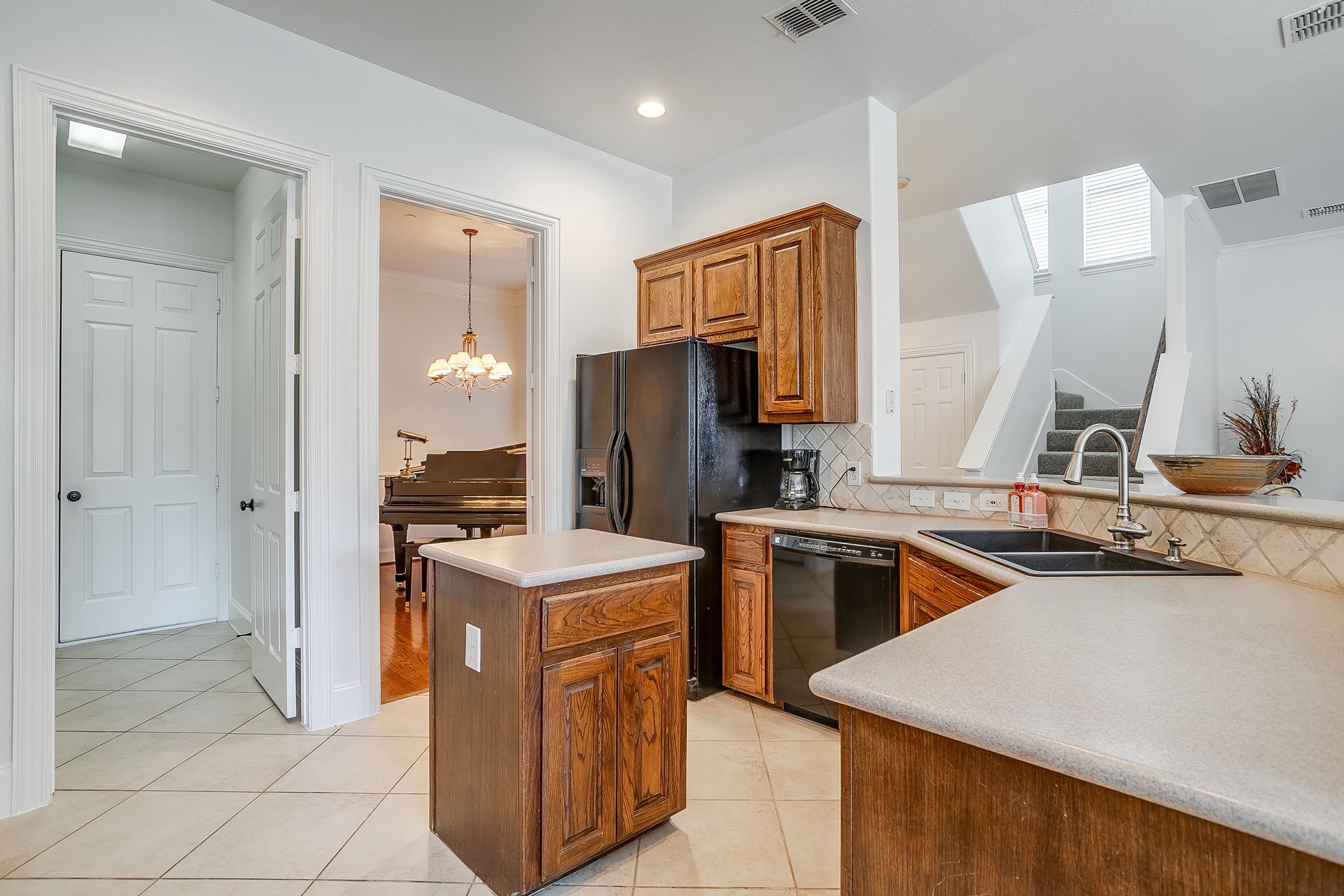 8216 Dogwood Lane Irving TX 75063