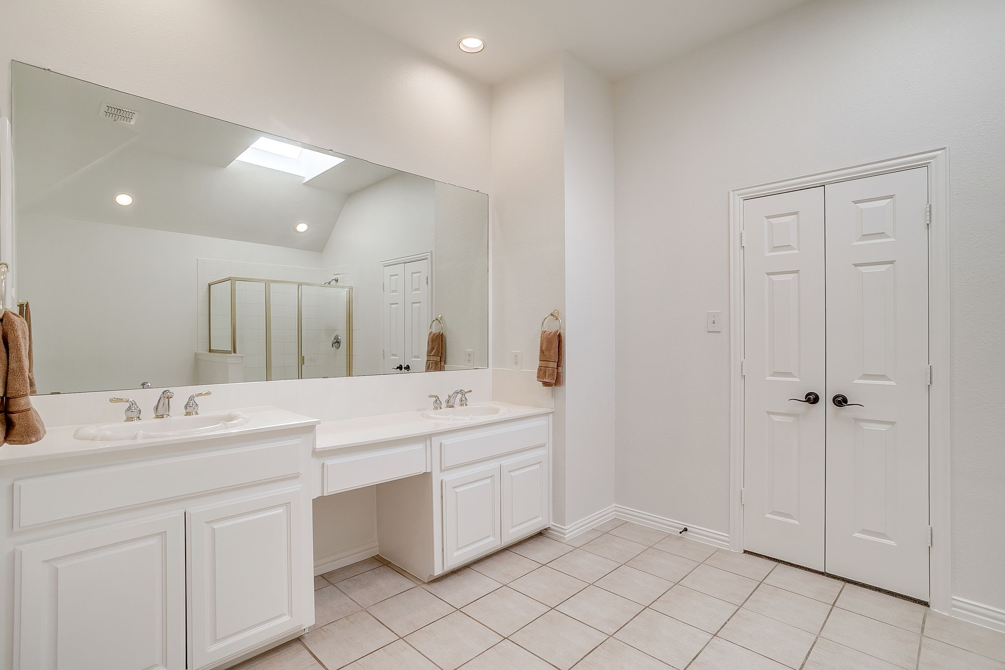 8216 Dogwood Lane Irving TX 75063