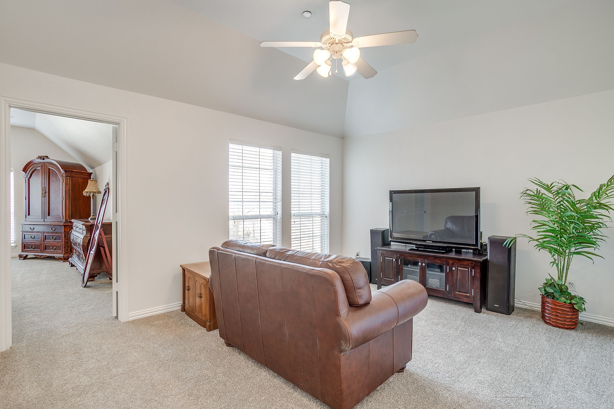 8216 Dogwood Lane Irving TX 75063