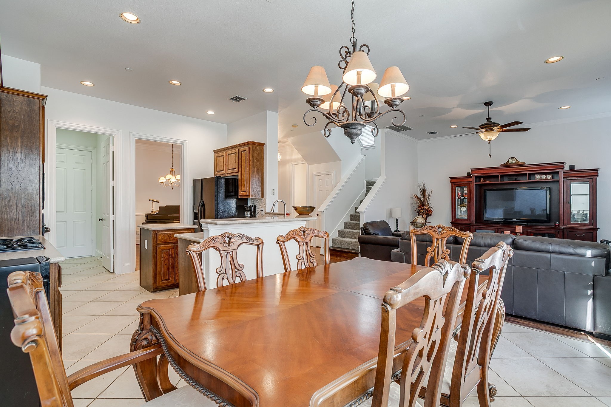 8216 Dogwood Lane Irving TX 75063