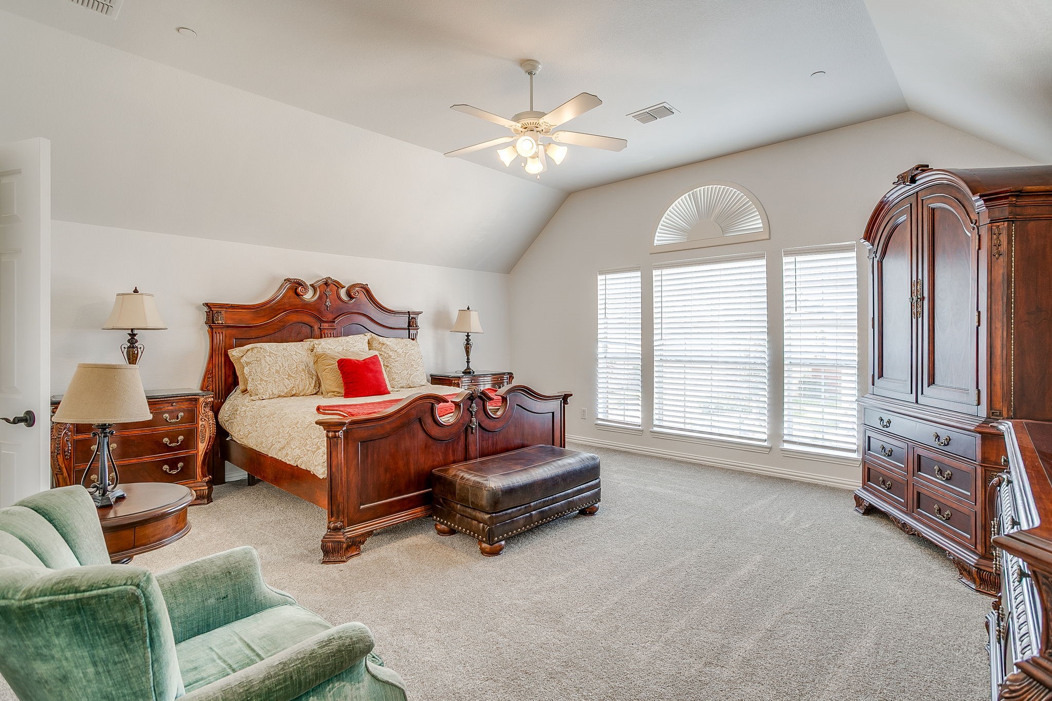 8216 Dogwood Lane Irving TX 75063