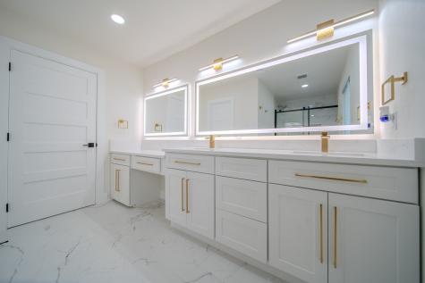 3505 Shady Brook Circle Garland TX 75043