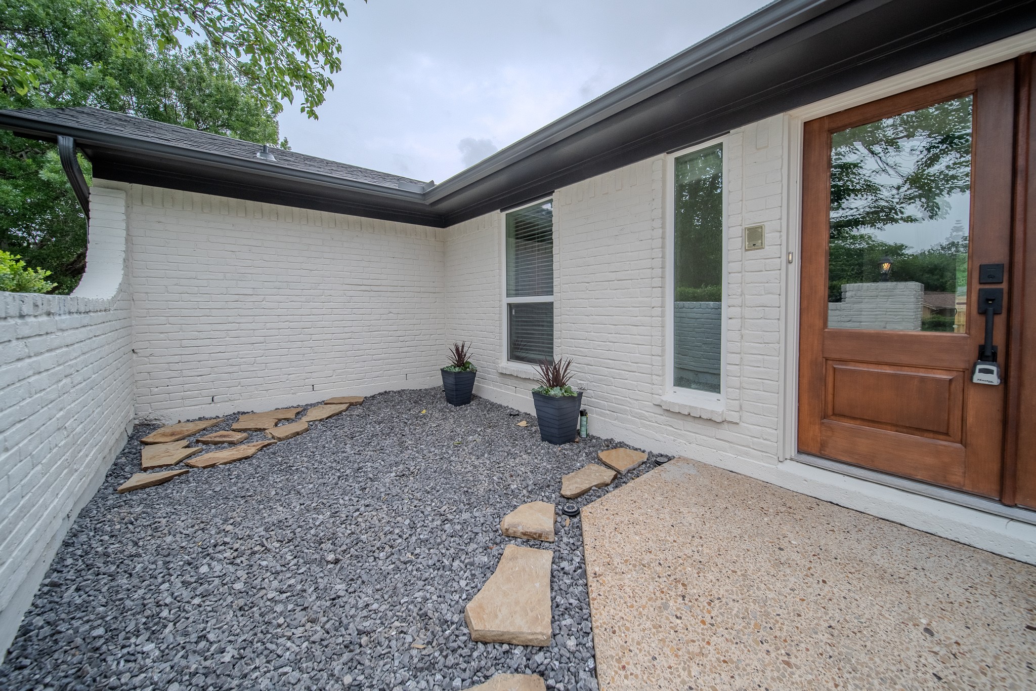 3505 Shady Brook Circle Garland TX 75043