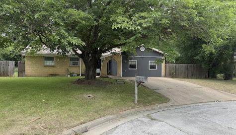 1204 Thannisch Court Arlington TX 76011