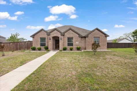 203 N Carriage House Way Wylie TX 75098