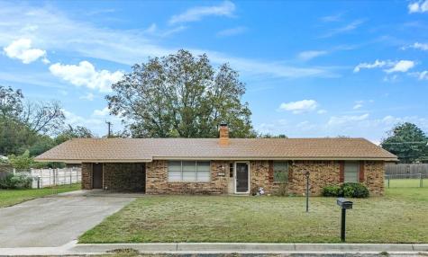 1207 Zahara Street Bowie TX 76230