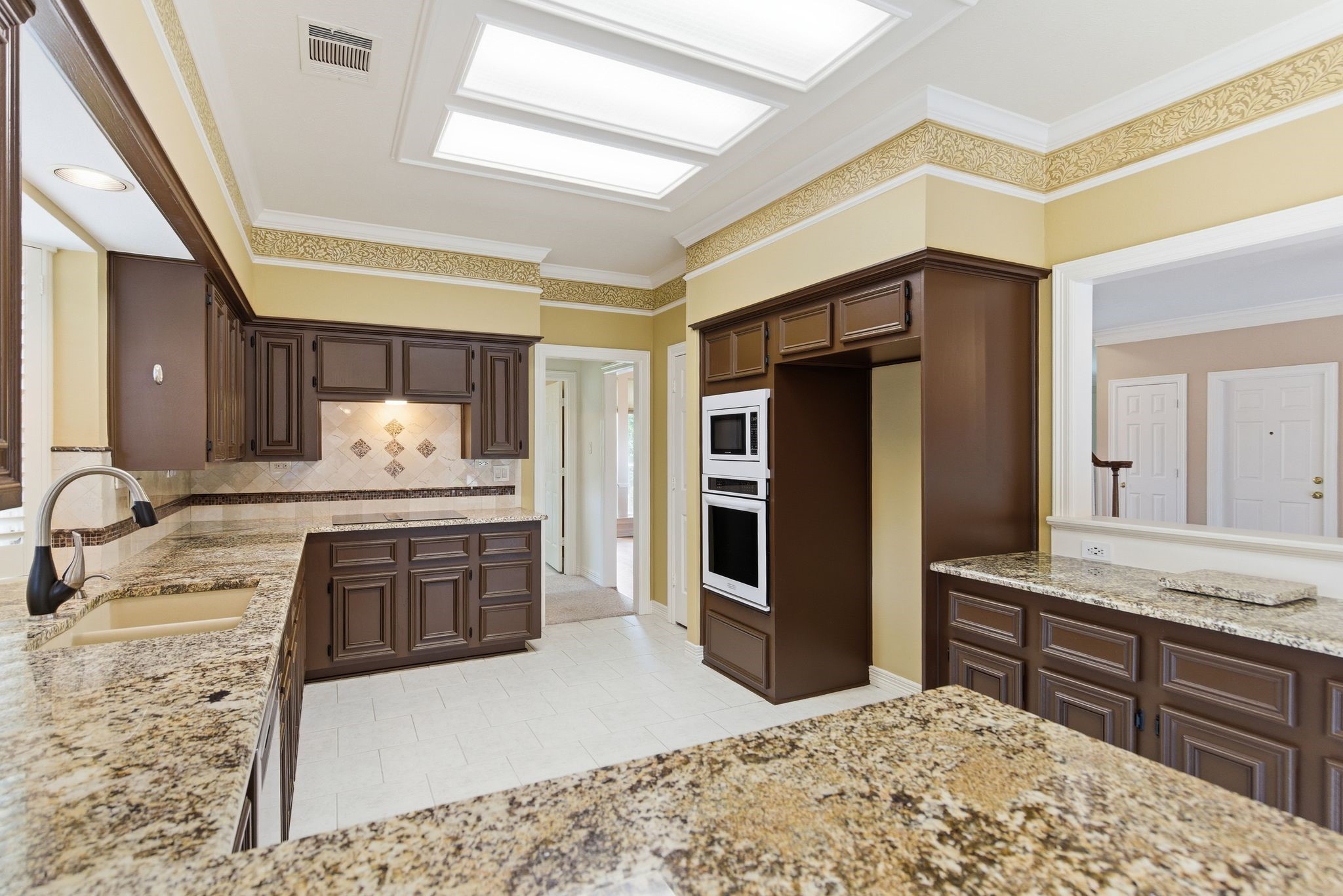 1105 Lakestream Drive Plano TX 75075
