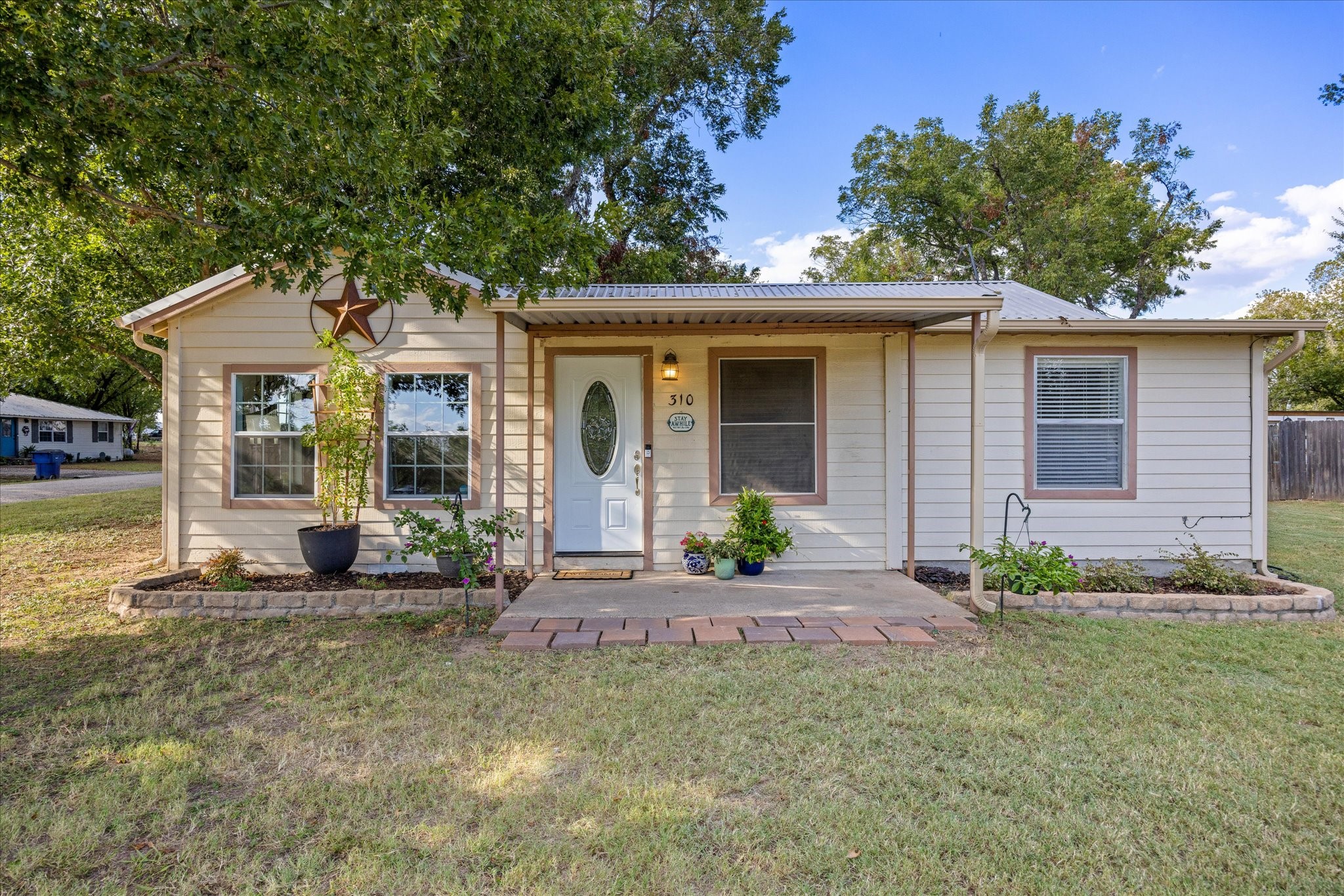 310 W 6th Street Tolar TX 76476
