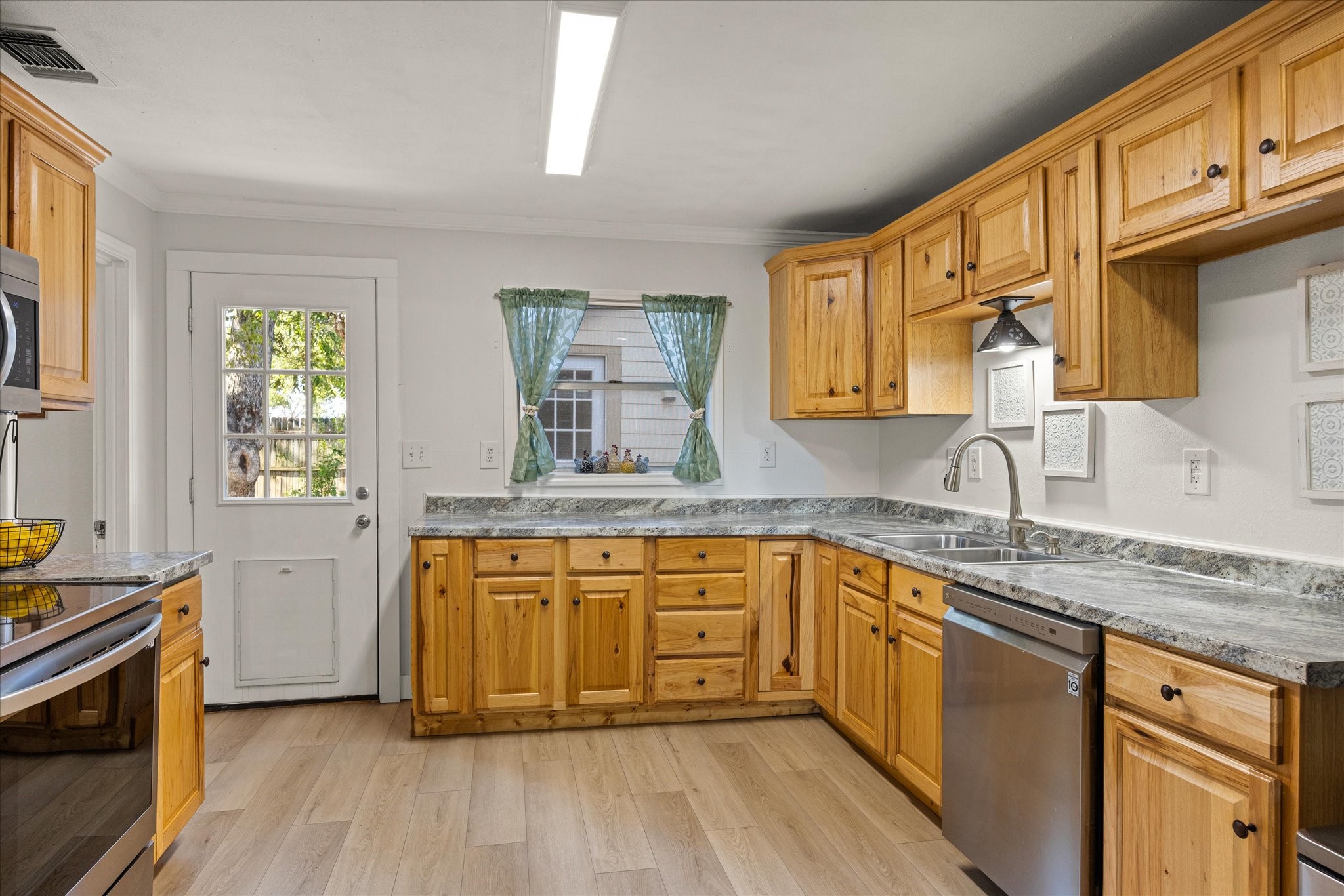 310 W 6th Street Tolar TX 76476