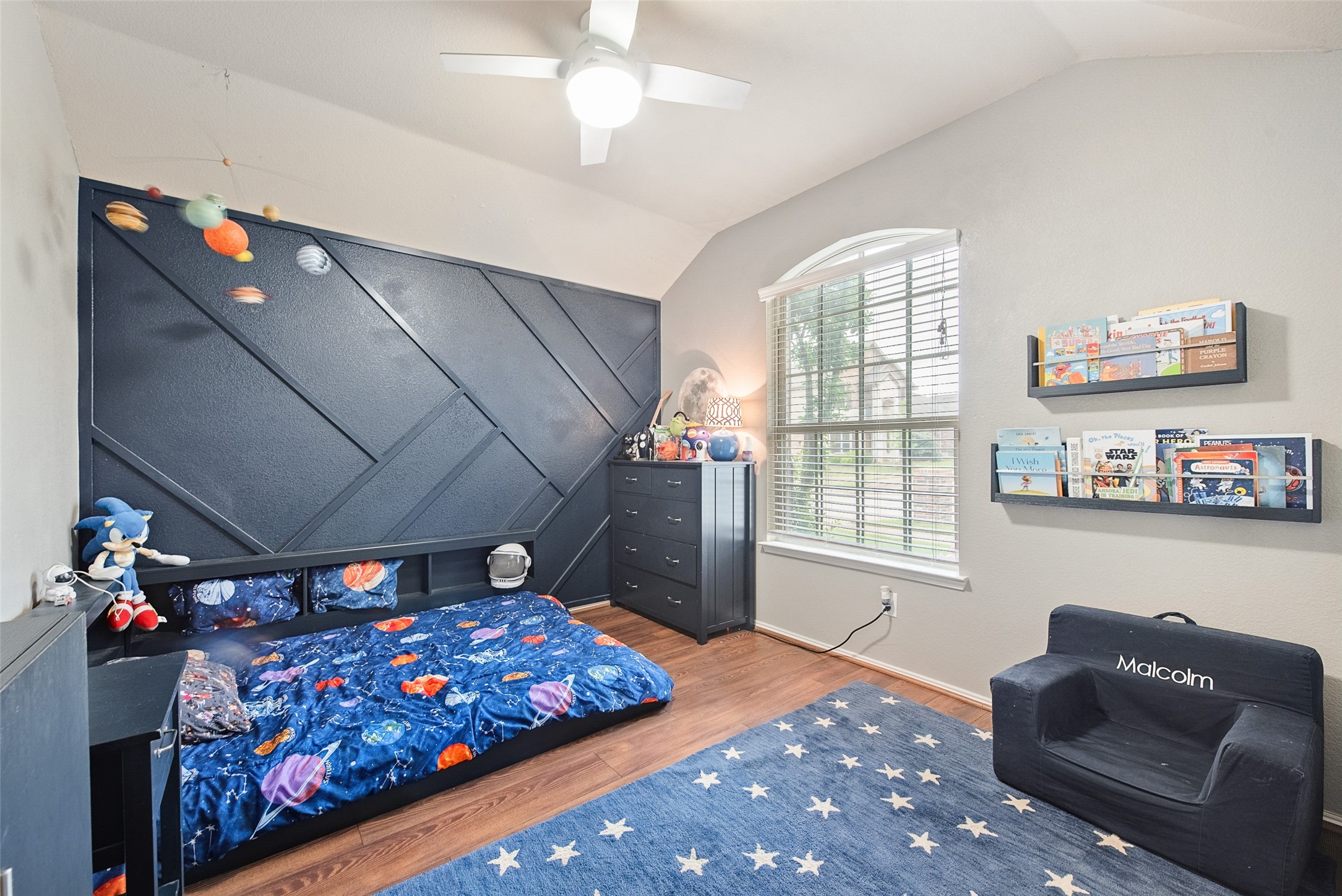 8221 Black Hills Trail Aubrey TX 76227