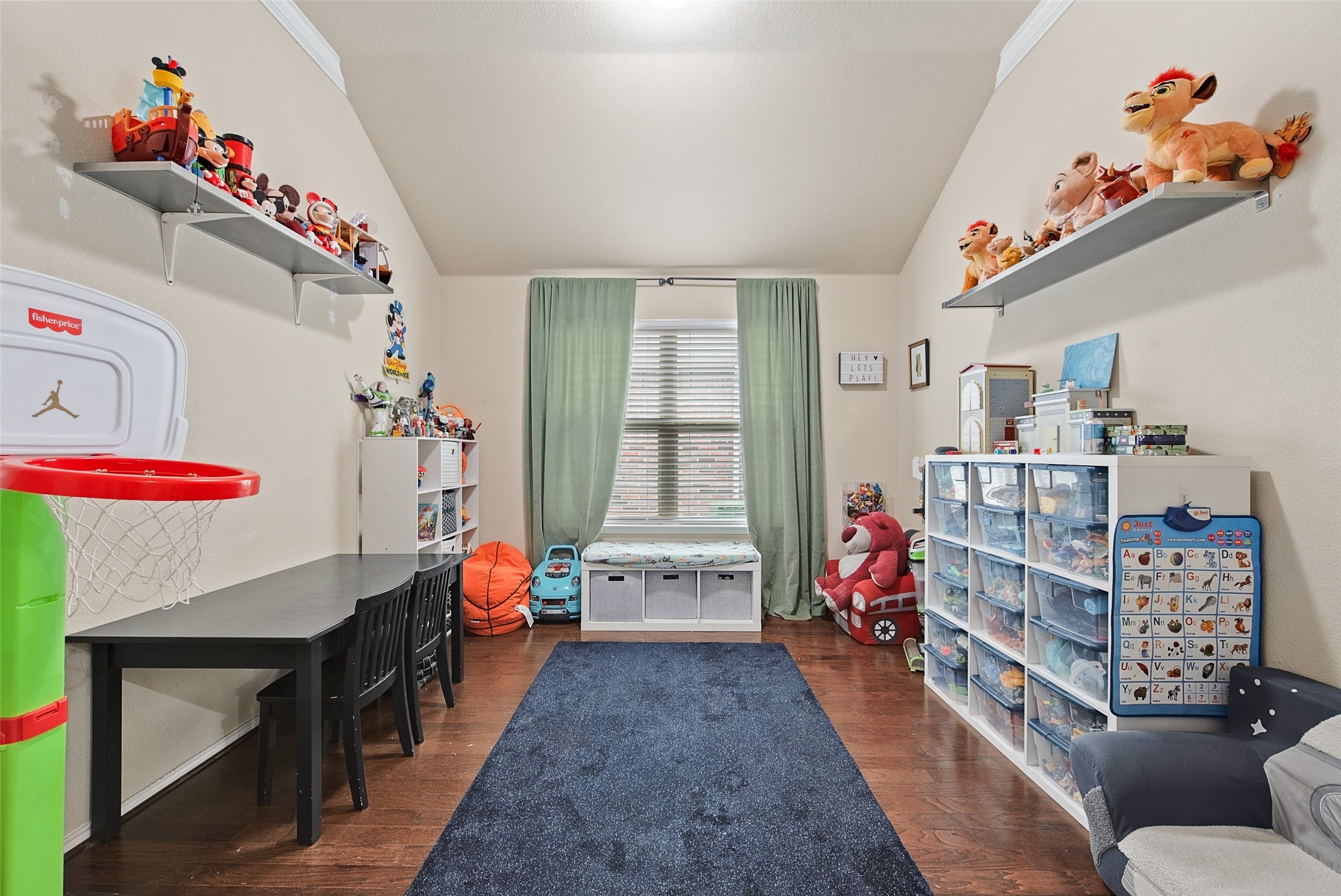 8221 Black Hills Trail Aubrey TX 76227