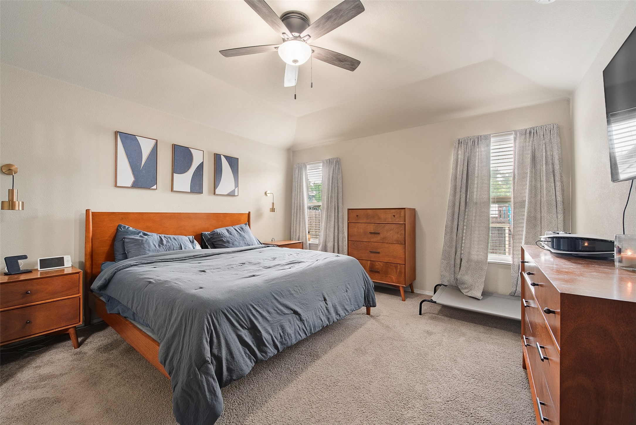 8221 Black Hills Trail Aubrey TX 76227
