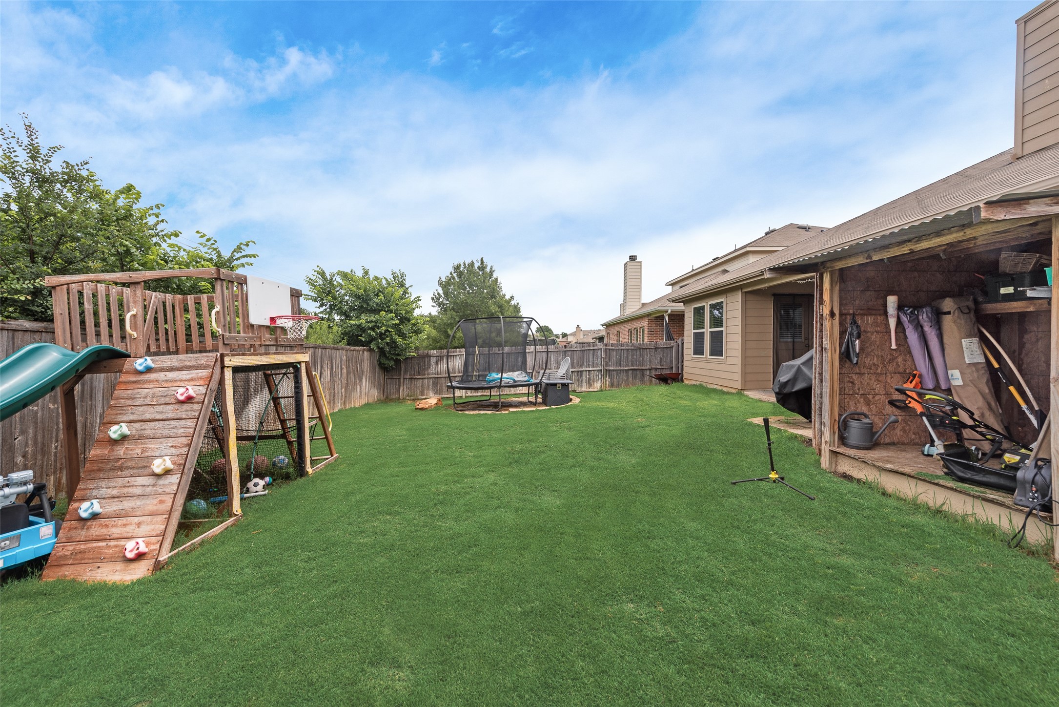 8221 Black Hills Trail Aubrey TX 76227