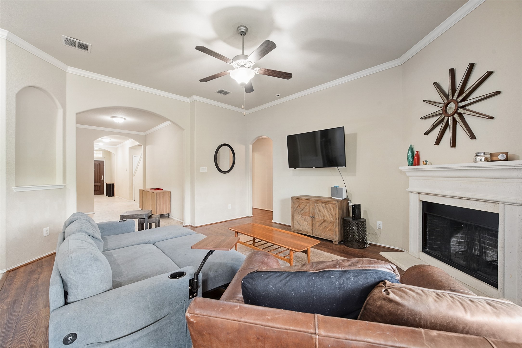 8221 Black Hills Trail Aubrey TX 76227