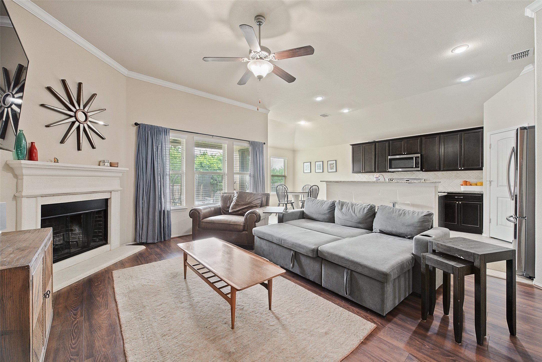 8221 Black Hills Trail Aubrey TX 76227