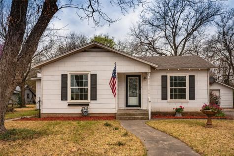 613 S Avenue J Clifton TX 76634