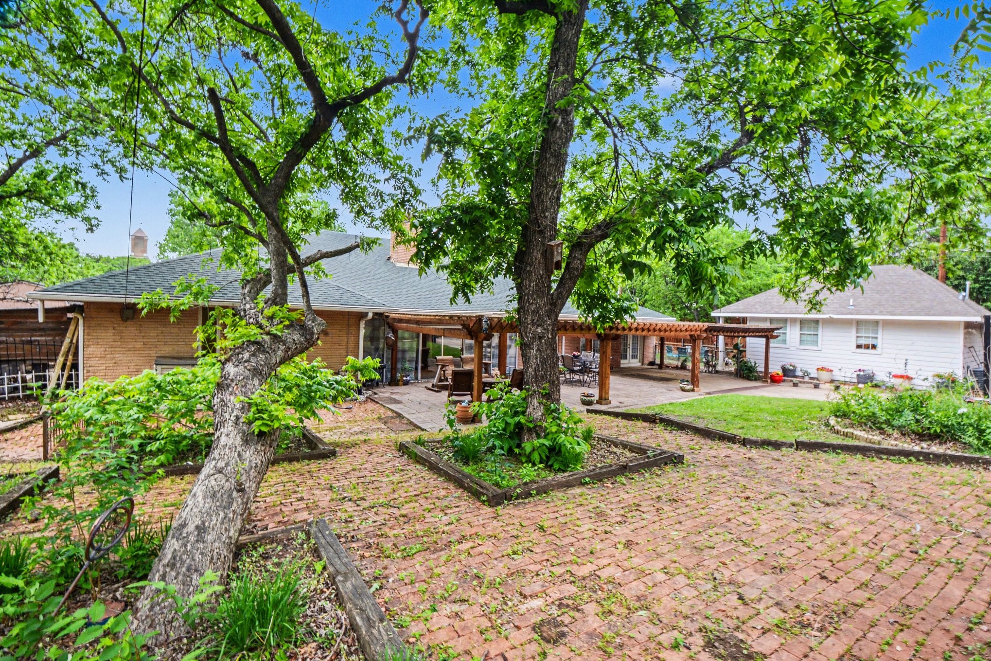 14140 Hillcrest Road Dallas TX 75254