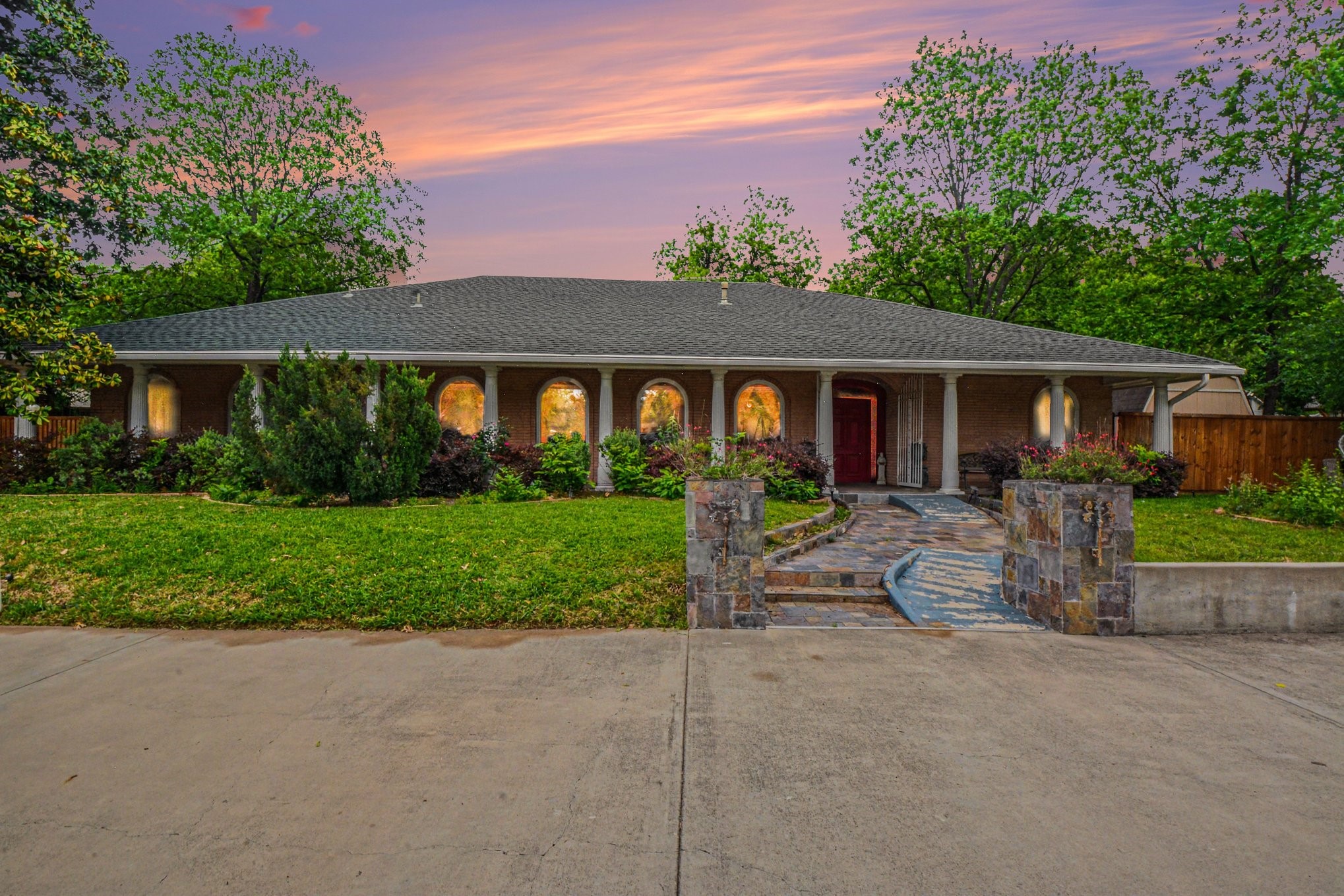 14140 Hillcrest Road Dallas TX 75254