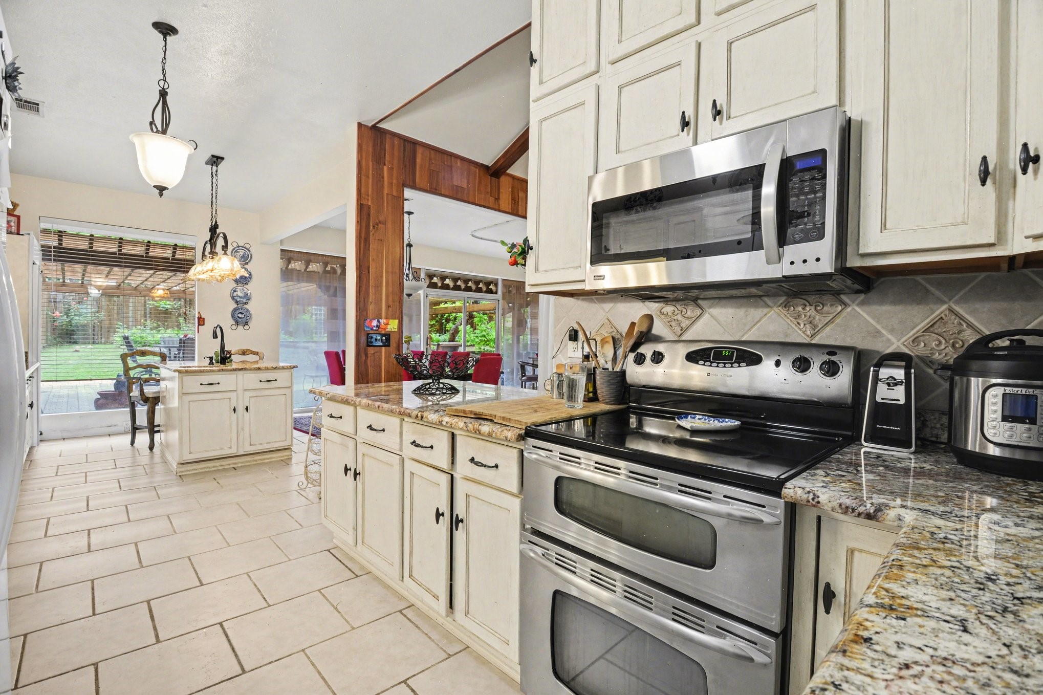 14140 Hillcrest Road Dallas TX 75254