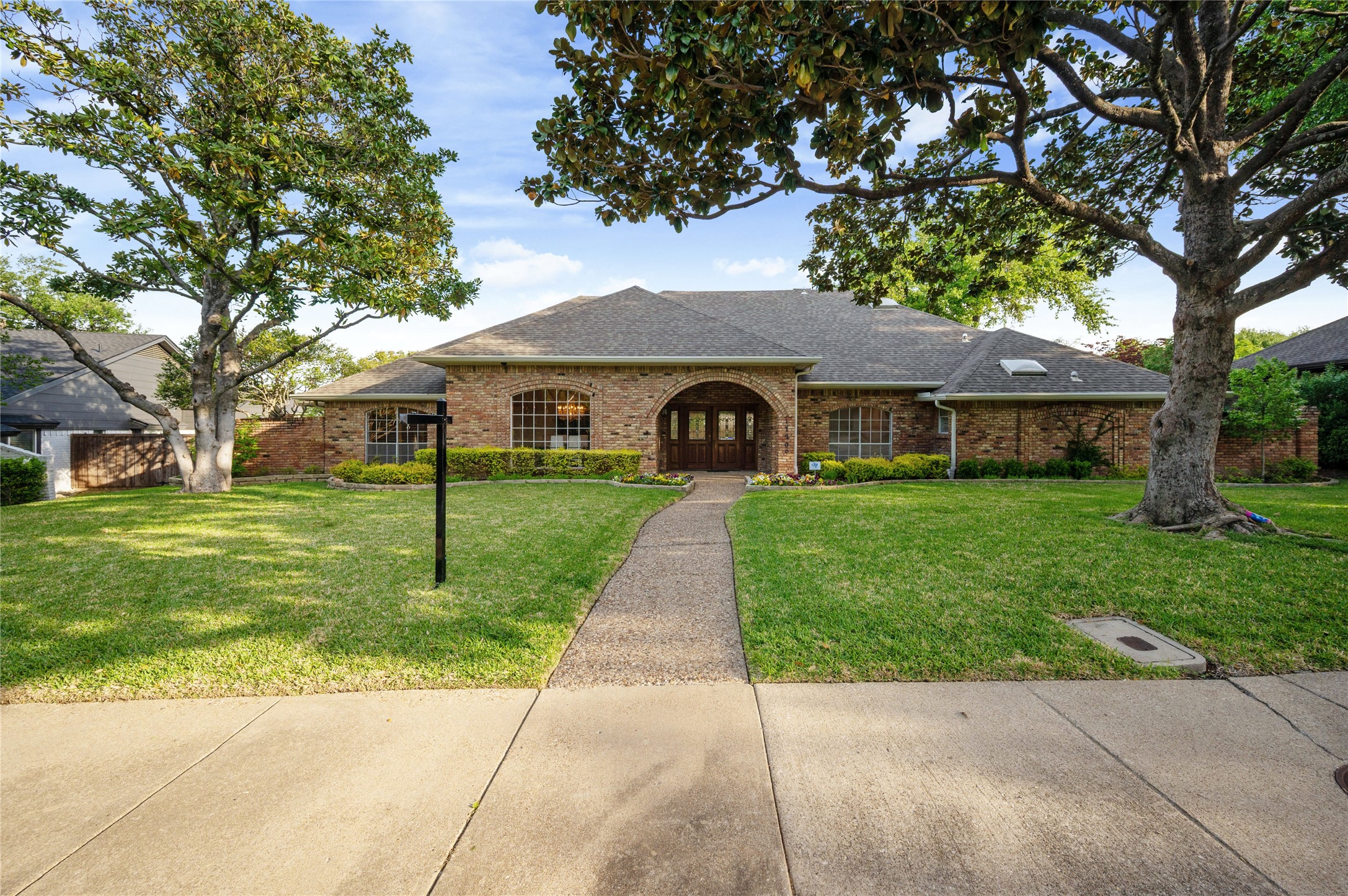 17209 Graystone Drive Dallas TX 75248