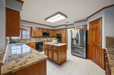 17209 Graystone Drive Dallas TX 75248