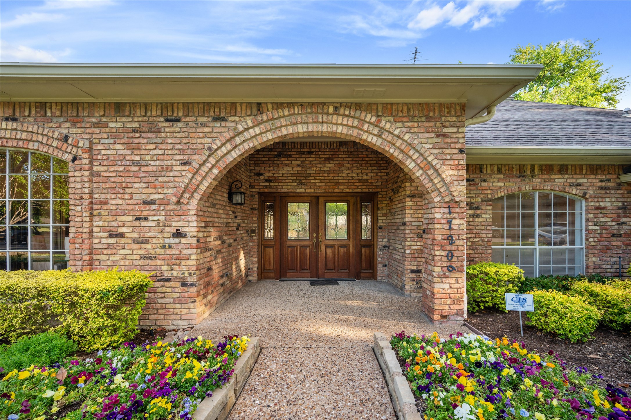 17209 Graystone Drive Dallas TX 75248