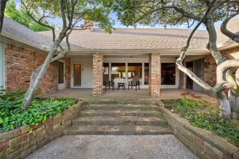 17209 Graystone Drive Dallas TX 75248
