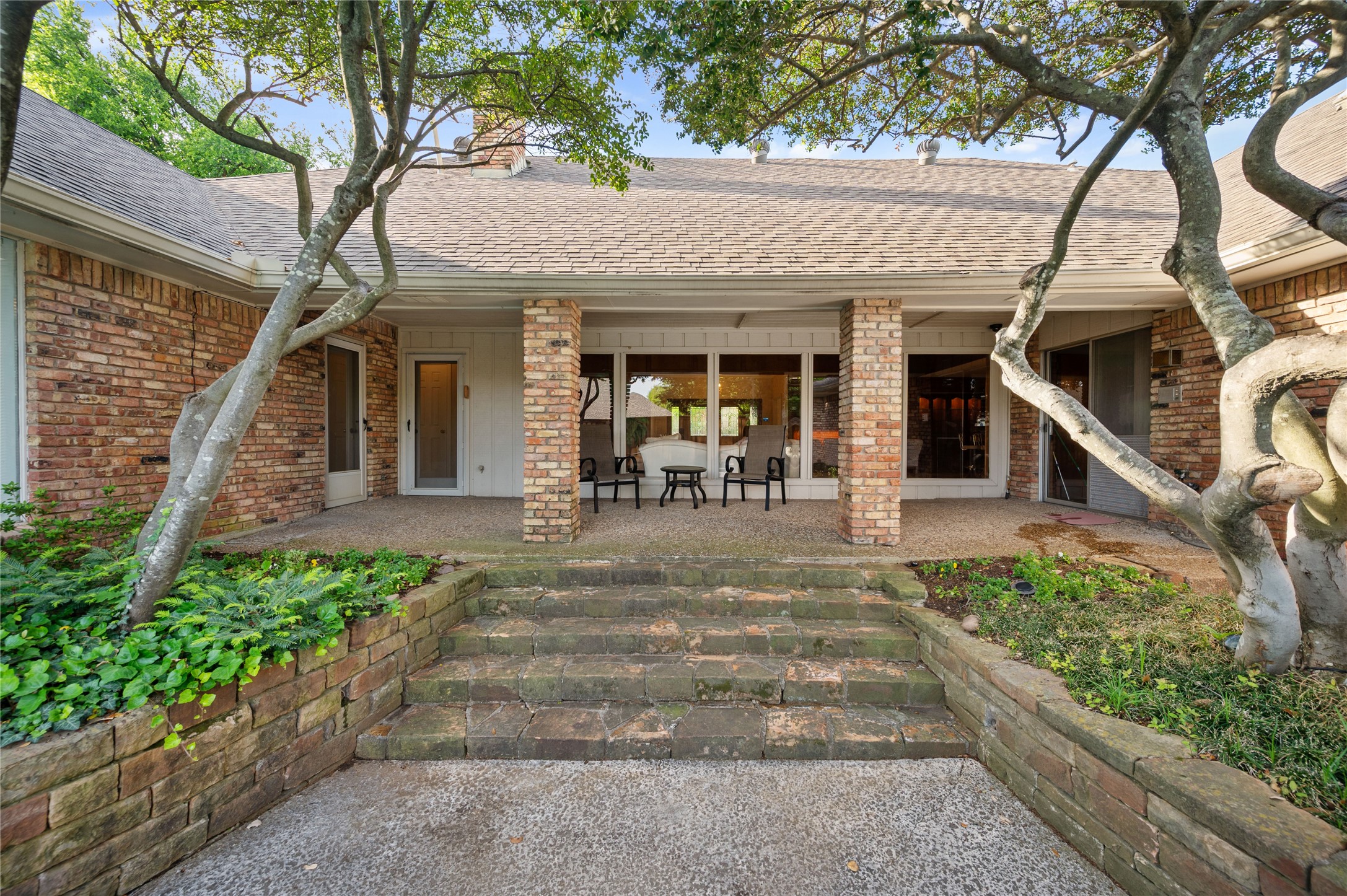 17209 Graystone Drive Dallas TX 75248